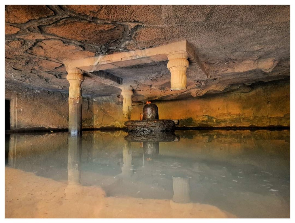 Famous Kedareshwar Cave shiva linga at Harishchandragad